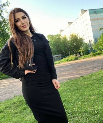 Никто не сможет доставить тебе такое удовольствие, как я. Мои услуги настолько разнообразны, что ты будешь в восторге! 🌸
Я предлагаю классический секс, оральные ласки и горячий стриптиз, который разожжет твою страсть. Могу провести для тебя релаксирующий массаж, который снимет все напряжение и усталость.
Мои клиенты оставляют самые восторженные отзывы. Я знаю, как исполнять все твои желания и сделать тебя счастливым. Забудь обо всем и окунись в мир наслаждения вместе со мной.
Мои фото настоящие и я жду именно тебя! Расскажи мне свои фантазии, и я сделаю все, чтобы их исполнить. Доверься моим рукам и проведи время, о котором будешь мечтать снова и снова. Жду встречи с нетерпением! 💋 Оксана